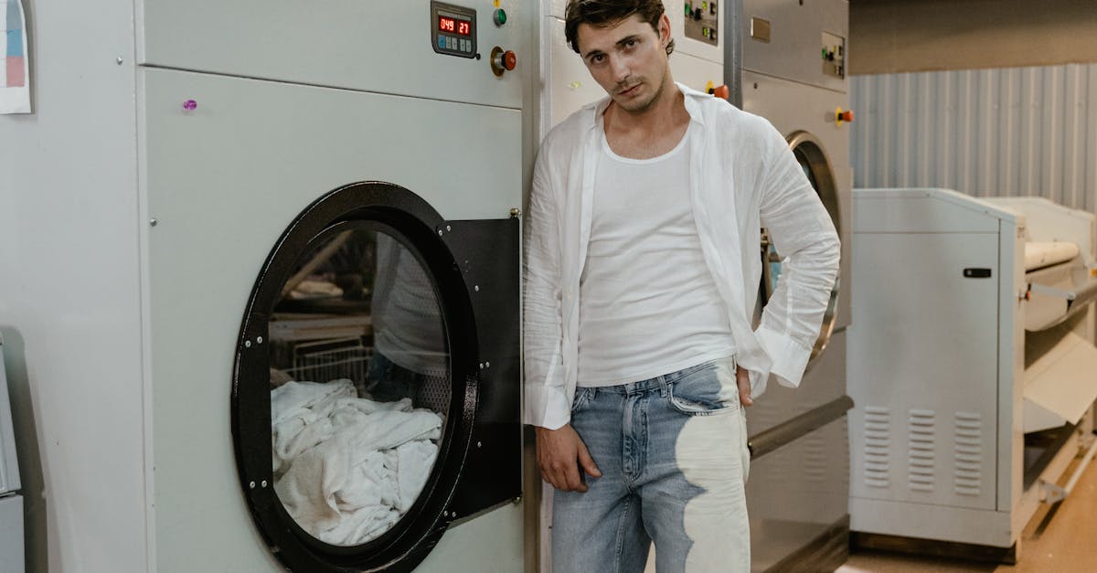 Evaluating Tram Connections to Popular Laundromats in Perth