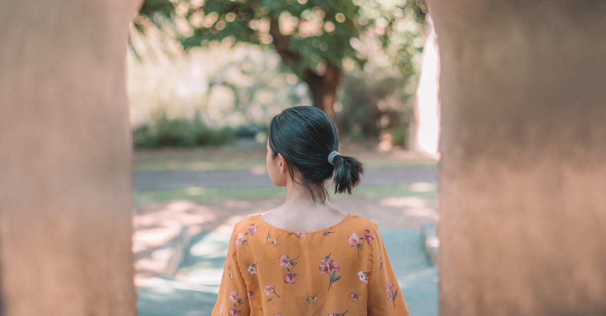 How Pickup and Delivery Laundry Services Save You Time